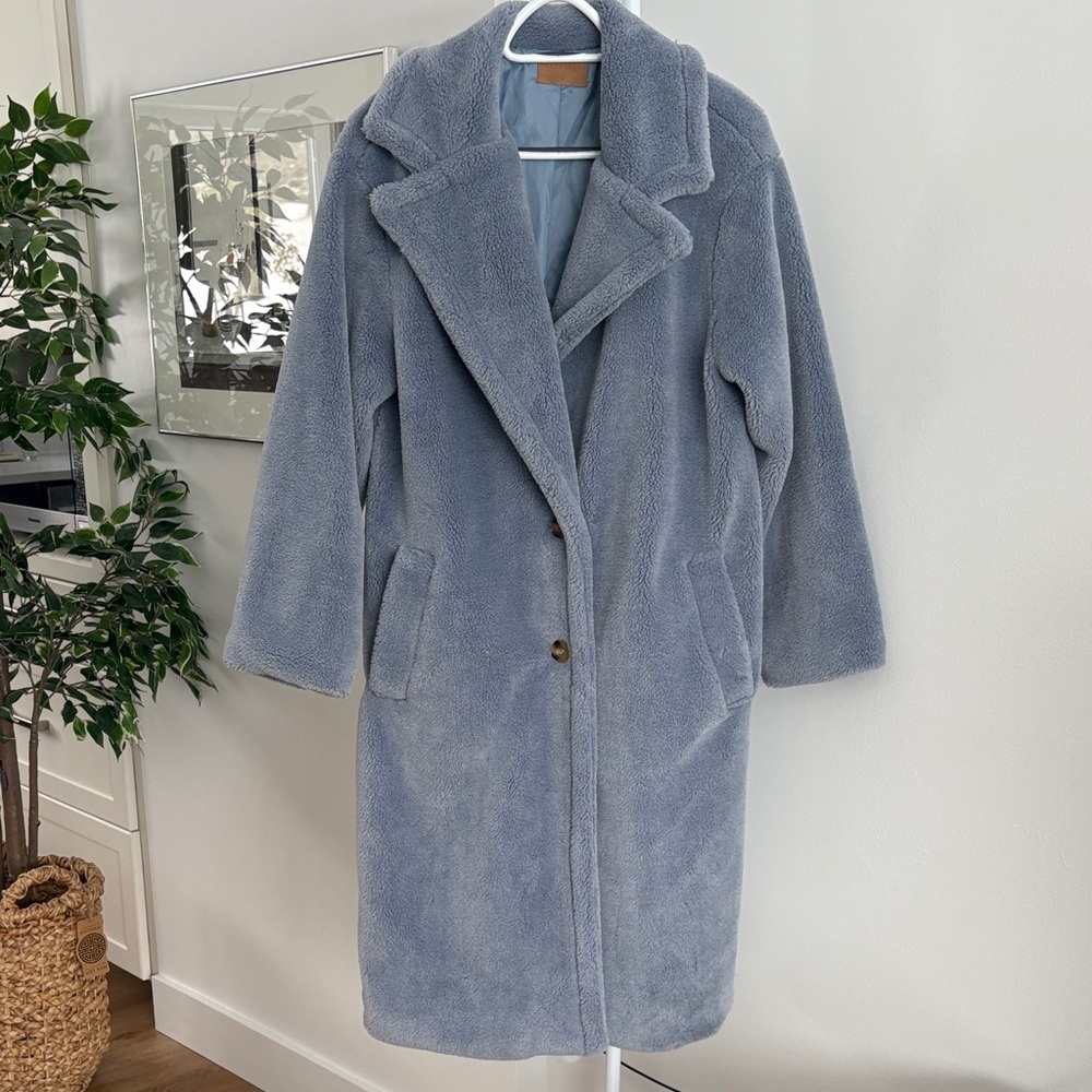 Crescent Women's Blue Teddy Coat